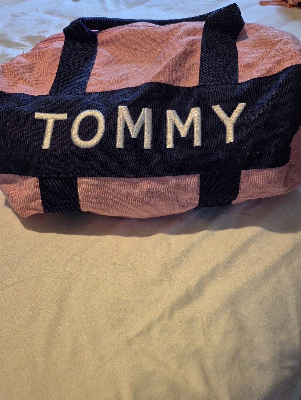 Tommy Hilfiger Pink and Navy Duffle Travel Bag